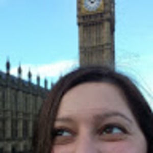 Meet your Posher, Dina